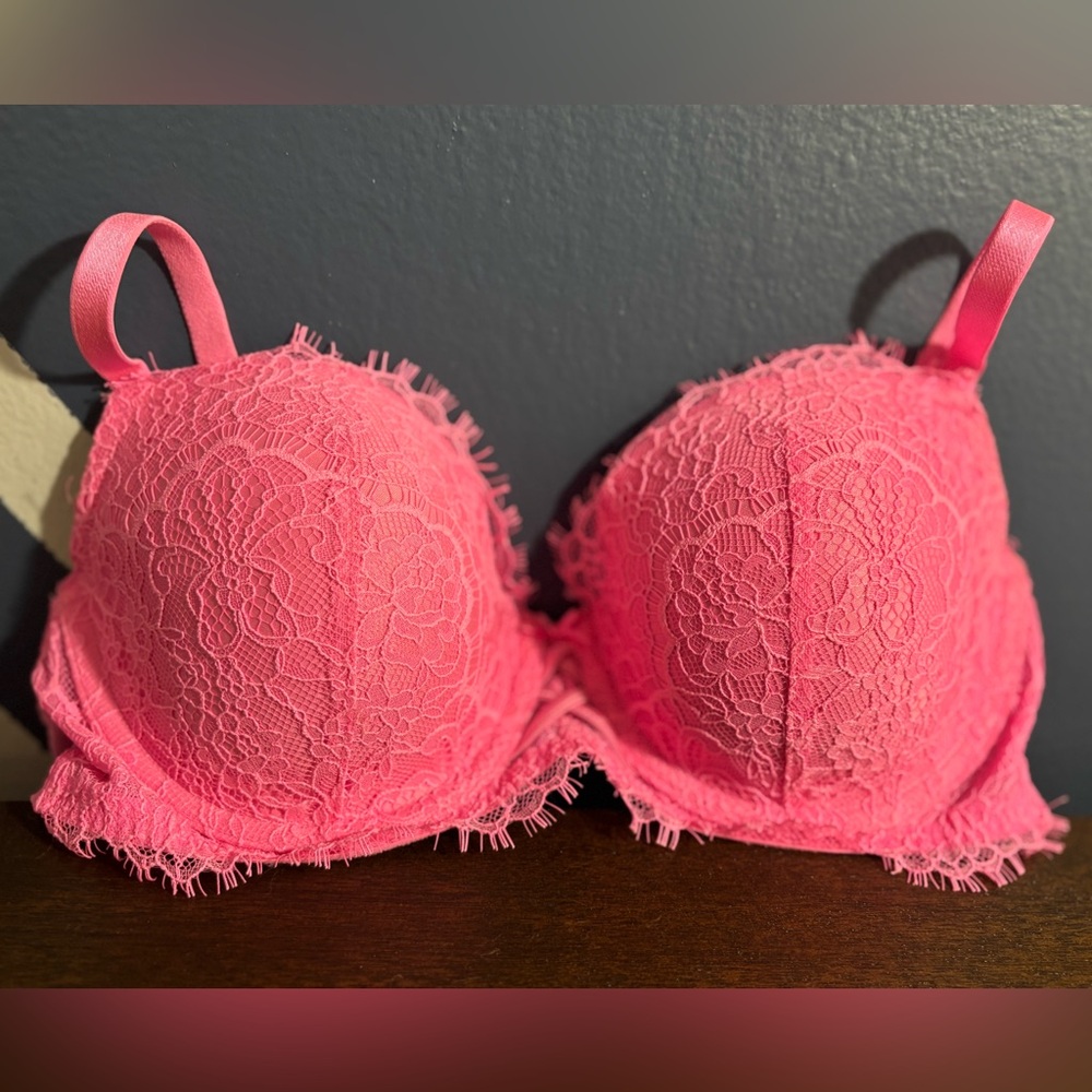 Victoria's Secret Hot Pink Lace Push-Up Bra